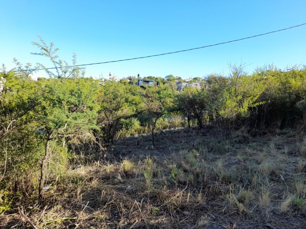 VENDO TERRENO 300 m2. EN B° VILLA SOL. SALSIPUEDES C/ ESCRITURA!!!