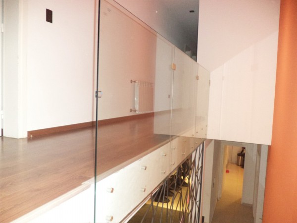 VENDO CASA DE 3 DORM. COUNTRY TIERRALTA. EXCELENTE CALIDAD!!!