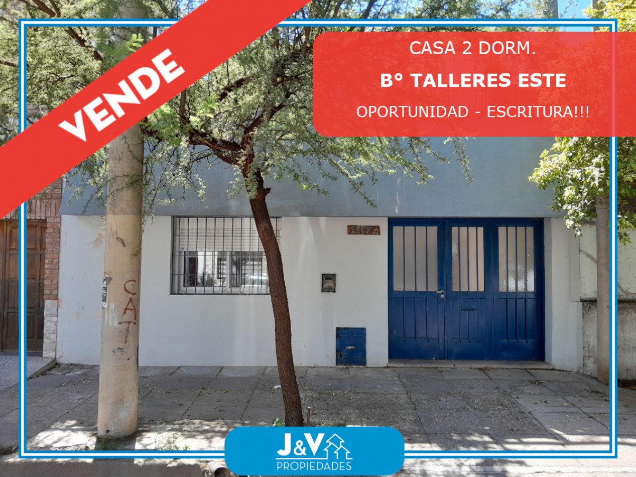 VENDO CASA 2 DORM. B° TALLERES ESTE. PERMUTA X DEPTO B° ALBERDI O CENTRO