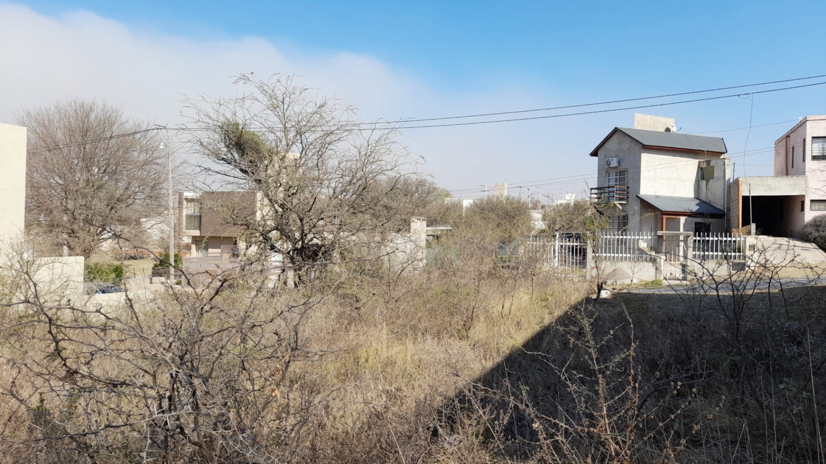 TERRENO EN VENTA. 300 M2. VILLA SAN NICOLAS-MALAGUEÑO 2°SECCION. C/ESCRITURA.