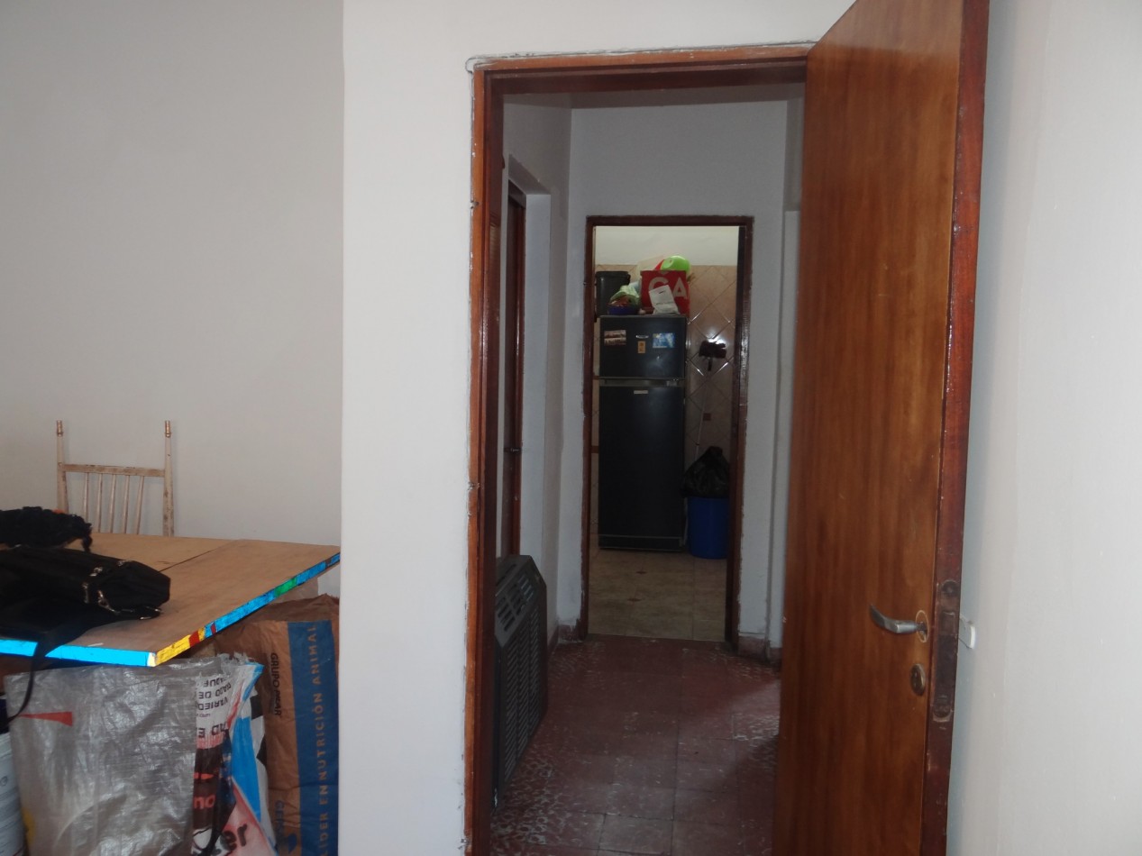 CASA EN VENTA. 2 DORMITORIOS. BARRIO DEAN FUNES.