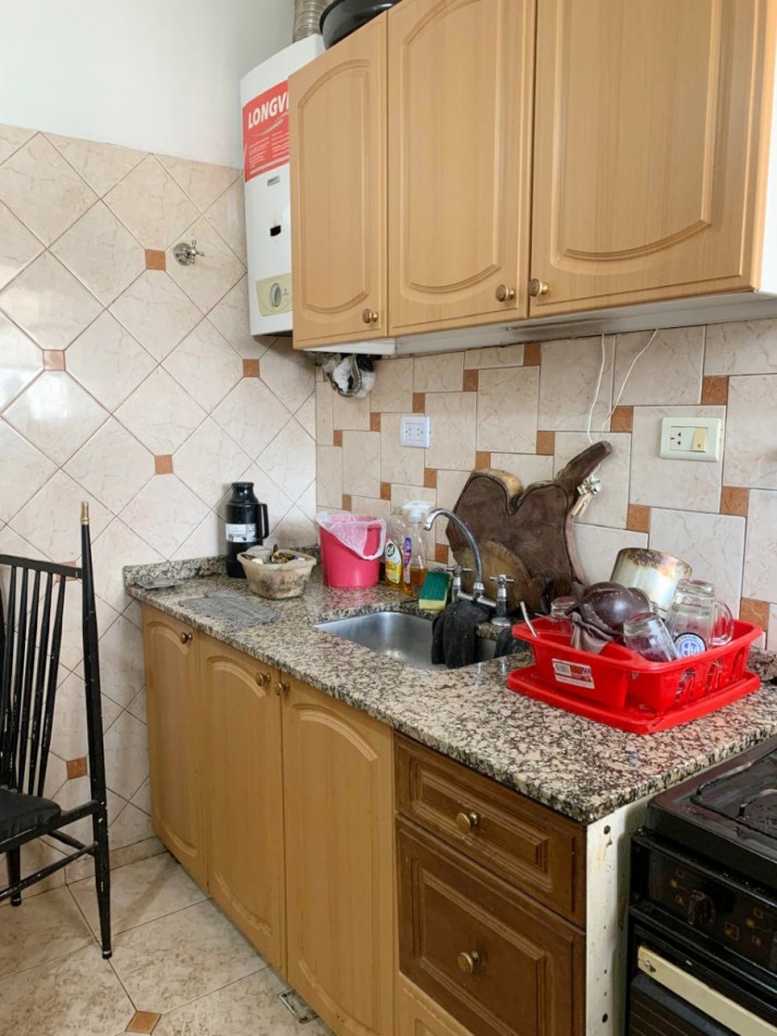 CASA EN VENTA. 2 DORMITORIOS. BARRIO DEAN FUNES.