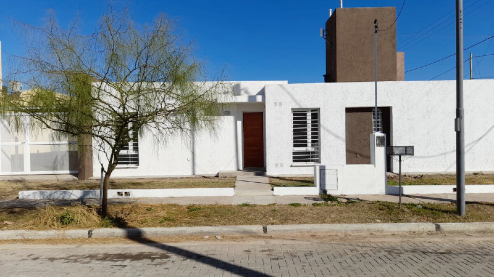 CASA EN VENTA. 2 DORMITORIOS. DON BOSCO DE HORIZONTE. PLAN 100% PAGADO!!!