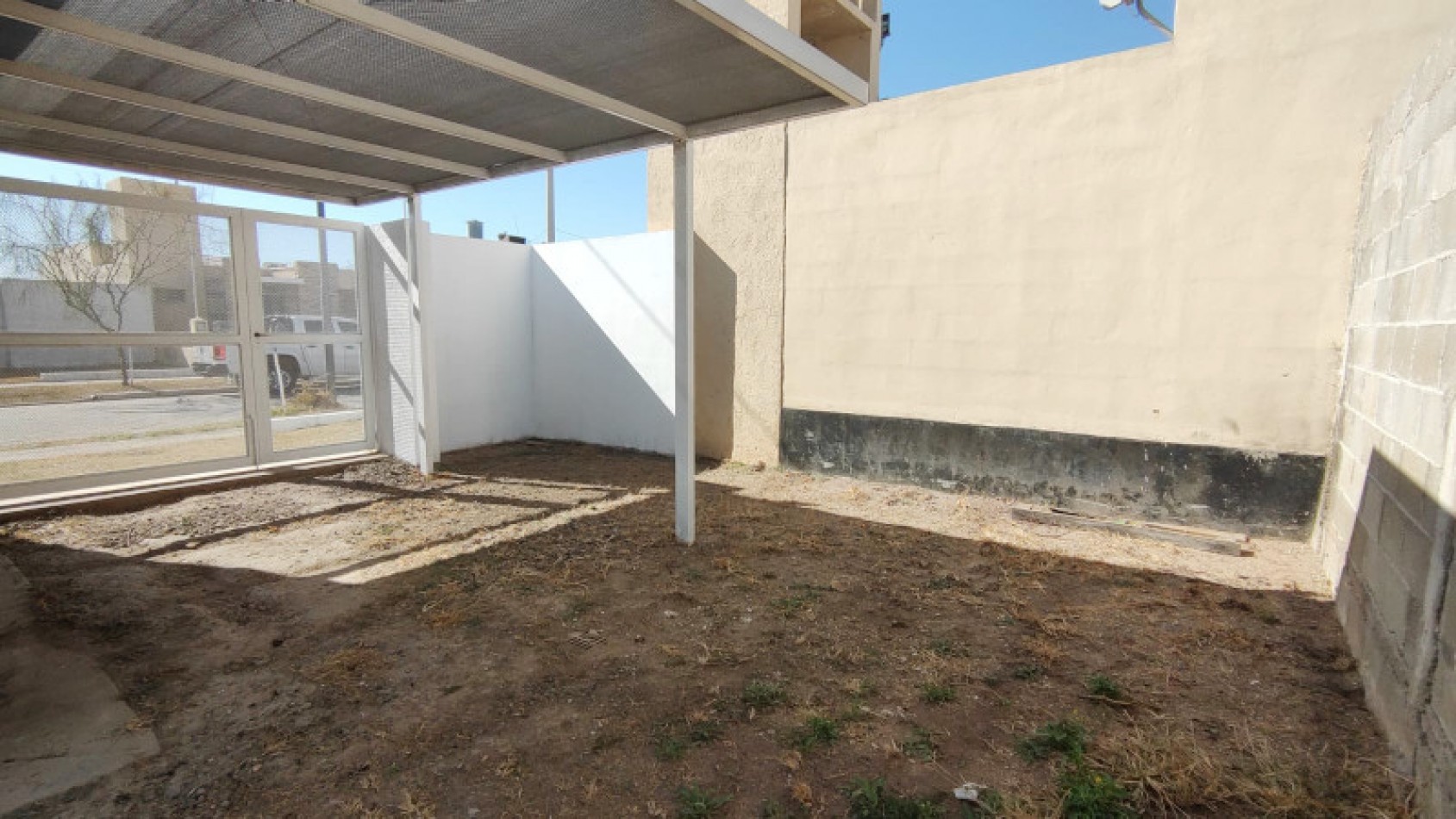CASA EN VENTA. 2 DORMITORIOS. DON BOSCO DE HORIZONTE. PLAN 100% PAGADO!!!