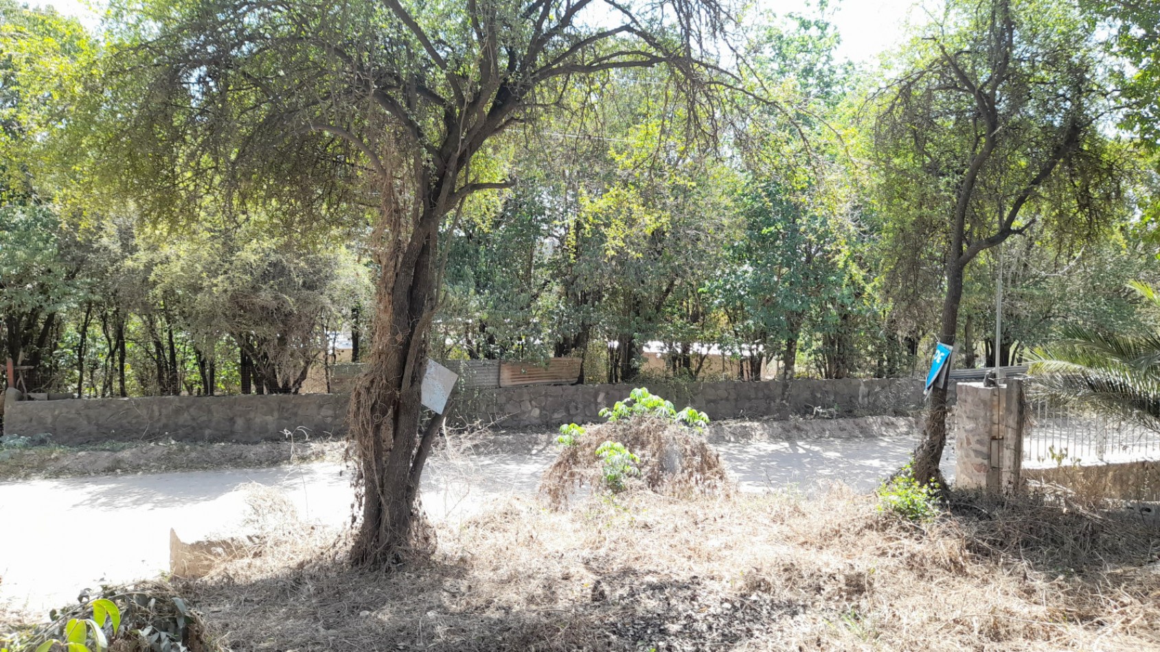 TERRENO EN VENTA 700 M2. VILLA LOS ALTOS. RIO CEBALLOS C/ESCRITURA.
