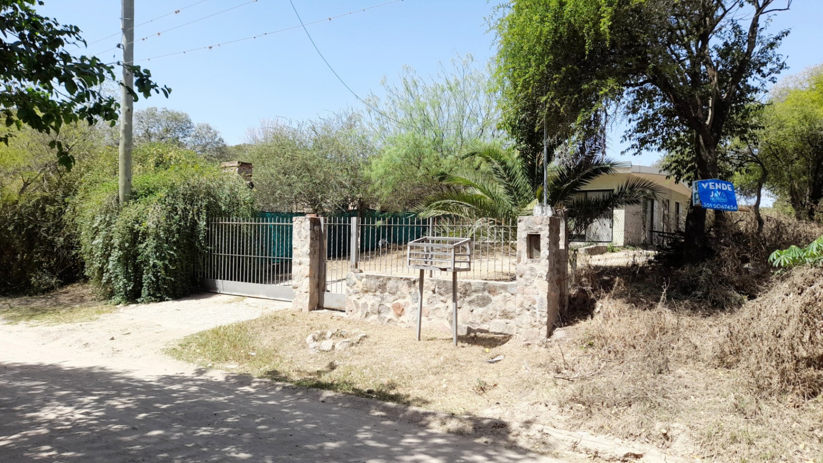 TERRENO EN VENTA 700 M2. VILLA LOS ALTOS. RIO CEBALLOS C/ESCRITURA.