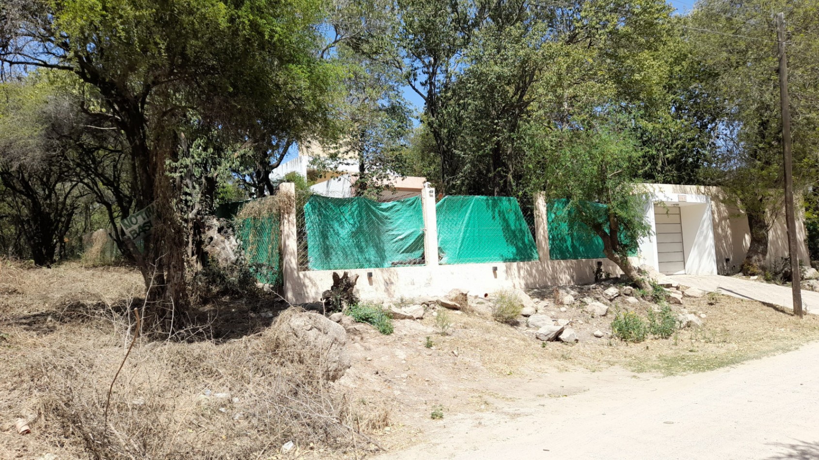 TERRENO EN VENTA 700 M2. VILLA LOS ALTOS. RIO CEBALLOS C/ESCRITURA.
