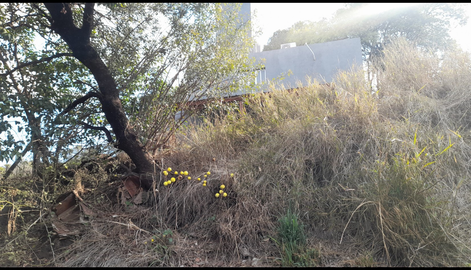 TERRENO EN VENTA. 840 m2. SIERRA NUEVA MENDIOLAZA. LISTO P/ESCRITURA.