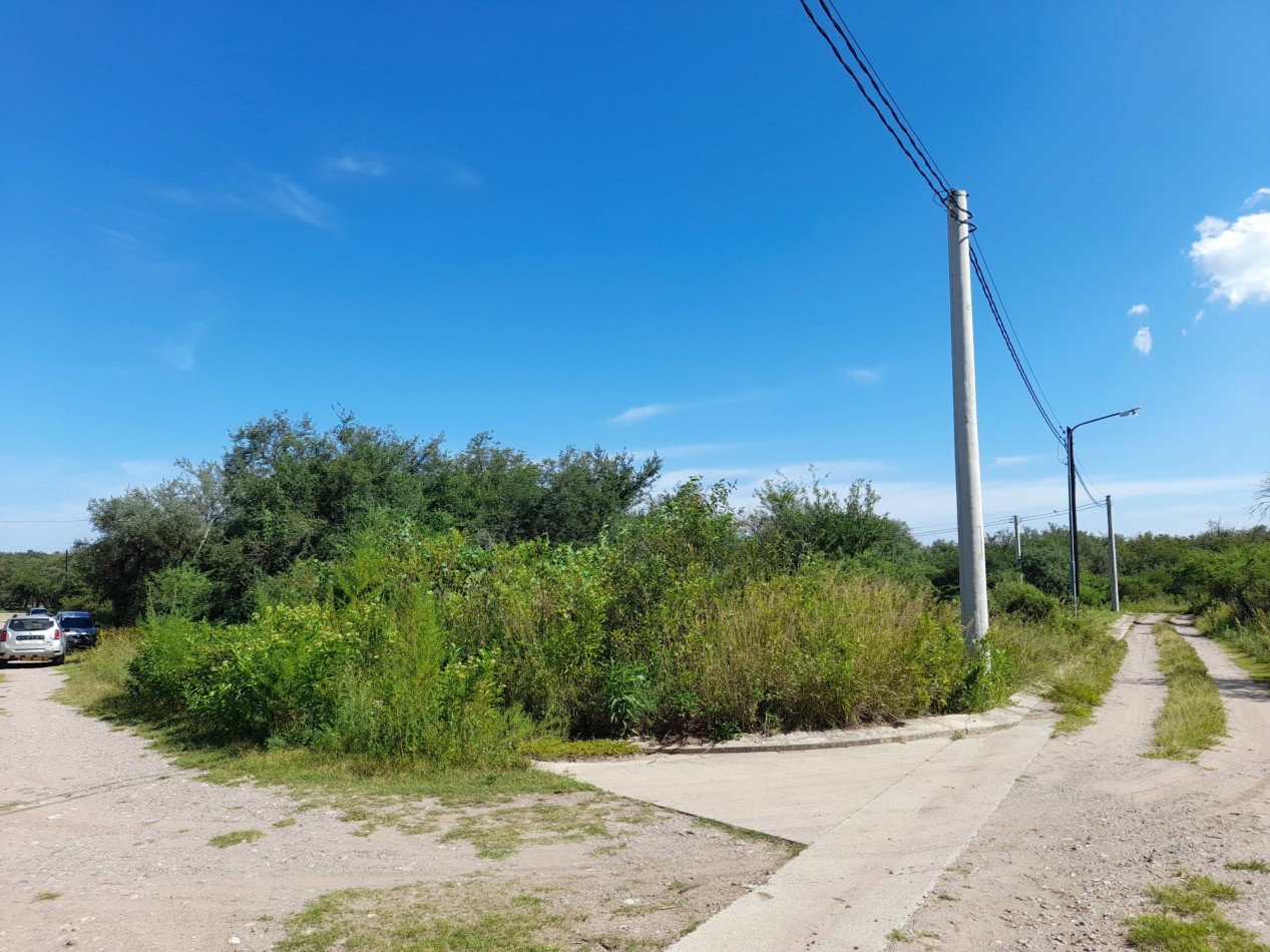 TERRENO EN VENTA 607,5 M2. B° PROSSUR-LOMAS DEL CHAÑAR- RIO CEBALLOS. CON ESCRITURA!!!!!