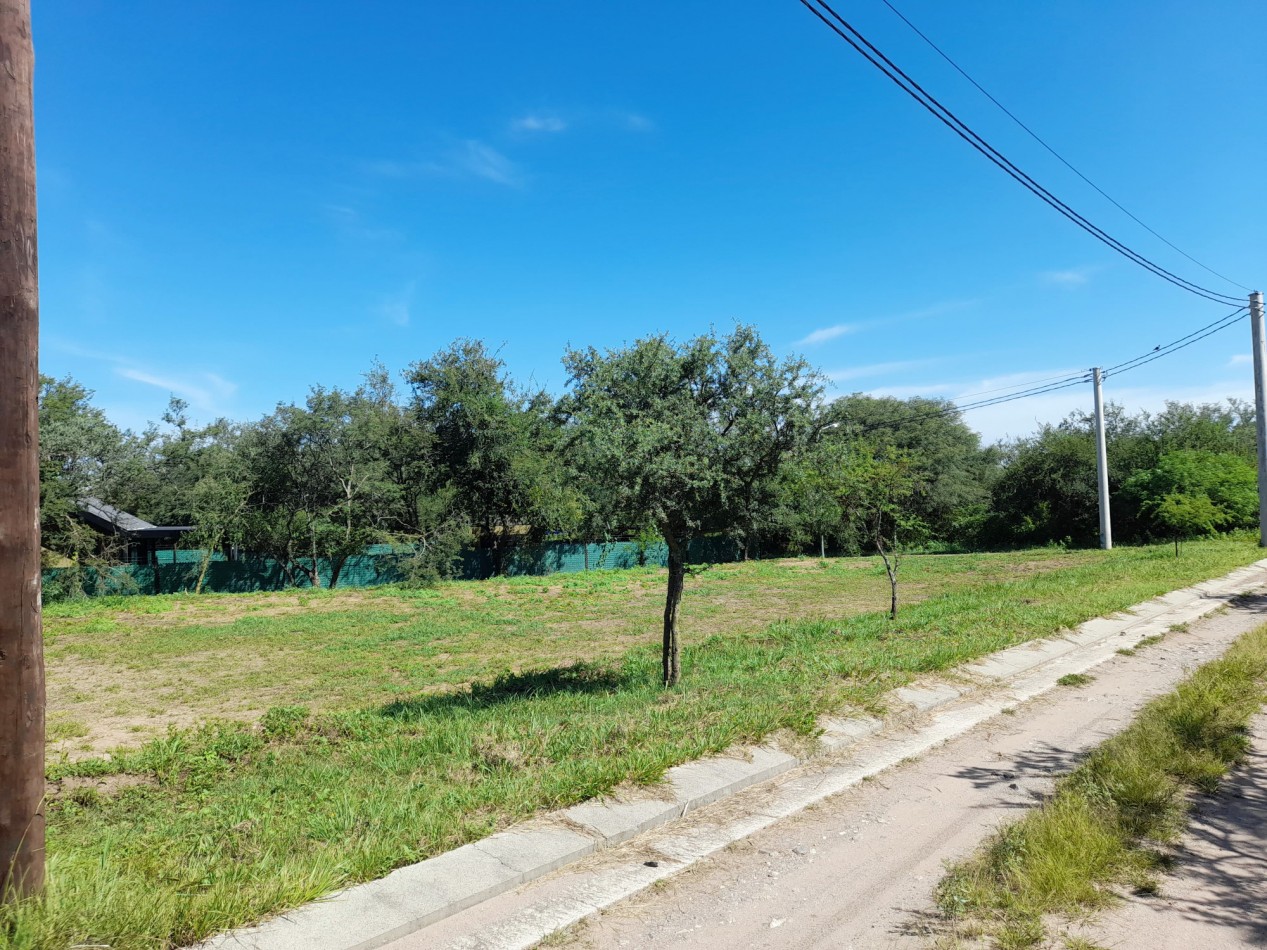TERRENO EN VENTA 607,5 M2. B° PROSSUR-LOMAS DEL CHAÑAR- RIO CEBALLOS. CON ESCRITURA!!!!!