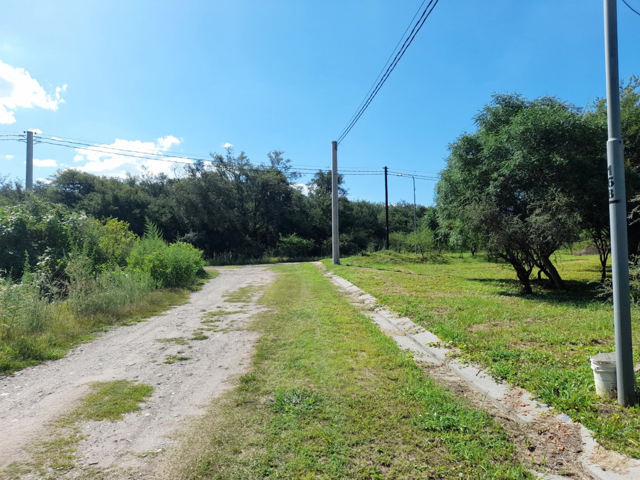TERRENO EN VENTA 607,5 M2. B° PROSSUR-LOMAS DEL CHAÑAR- RIO CEBALLOS. CON ESCRITURA!!!!!