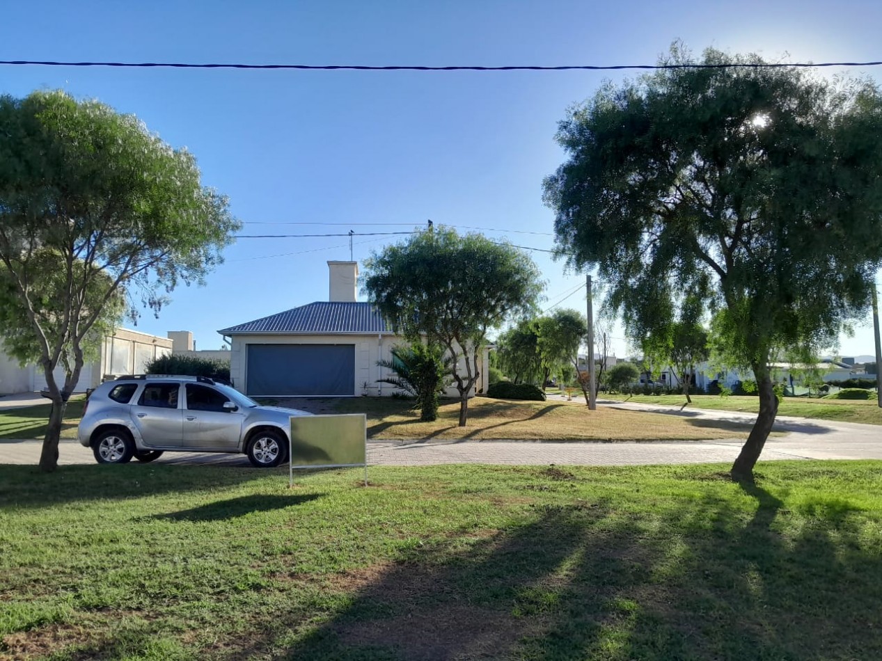 VENDO LOTE 1.380 M2 COUNTRY LAS CORZUELAS. 1° ETAPA