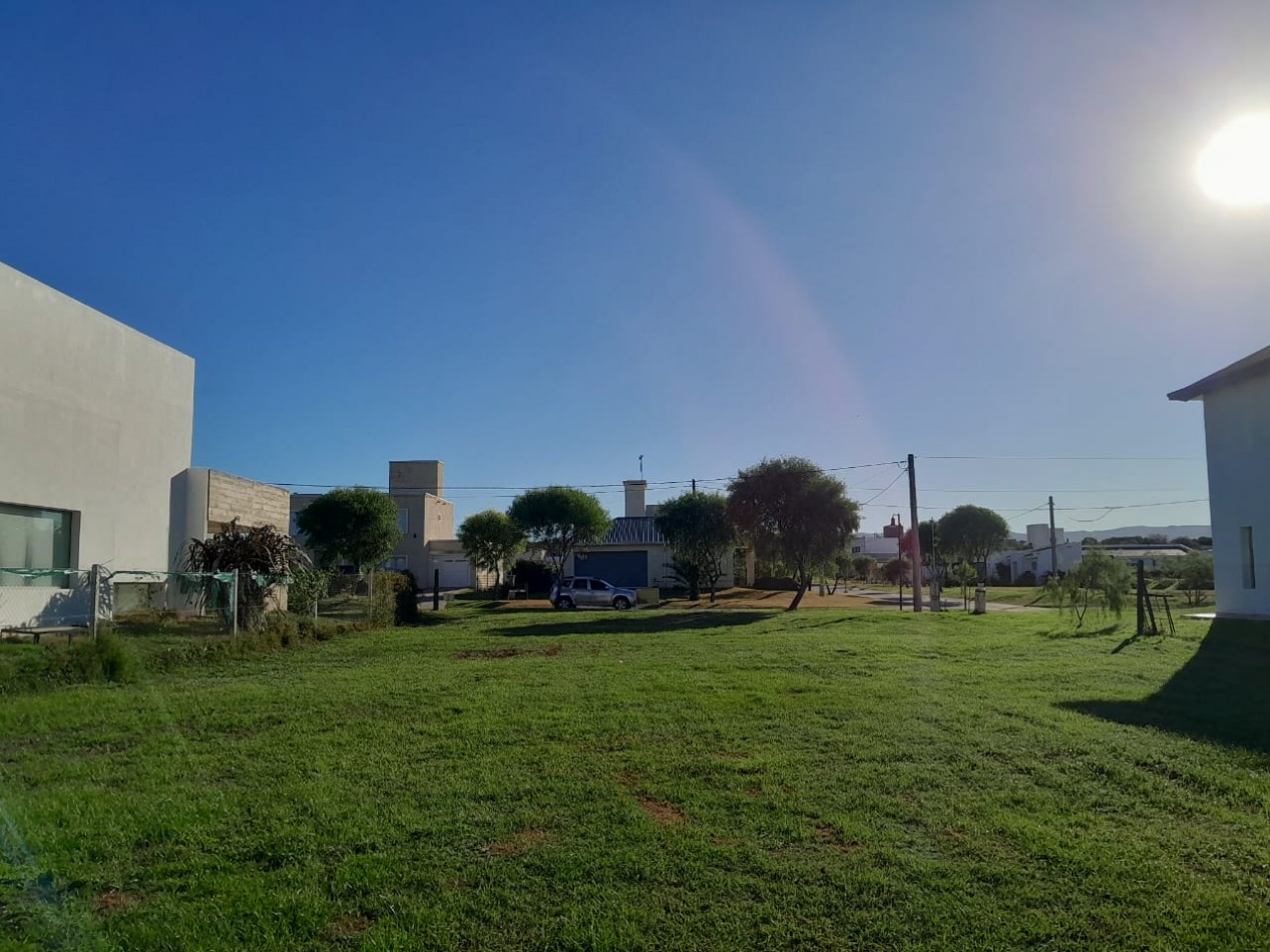 VENDO LOTE 1.380 M2 COUNTRY LAS CORZUELAS. 1° ETAPA