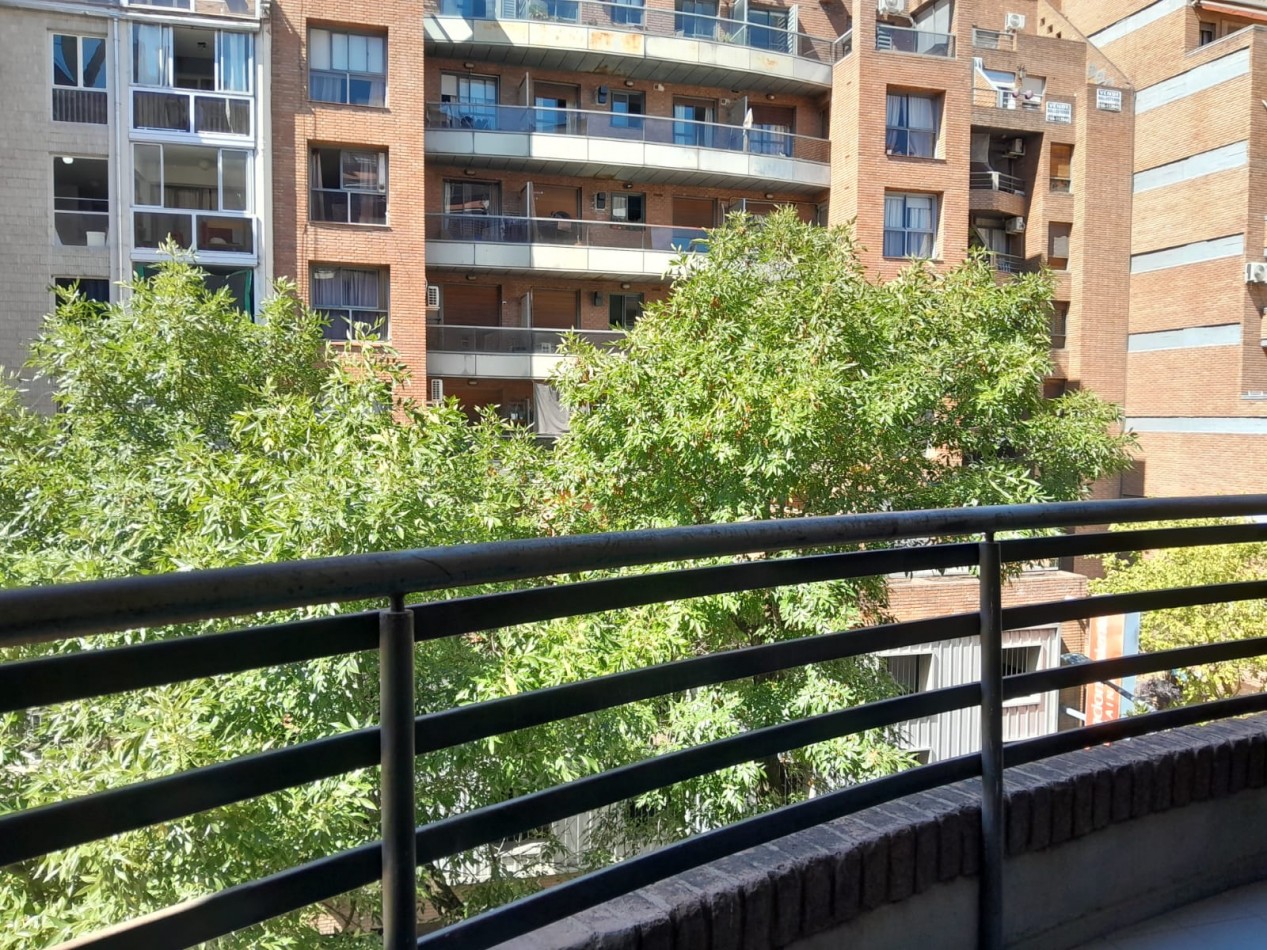VENDO DEPARTAMENTO 2 DORM. C/BALCONES. B° NUEVA CORDOBA