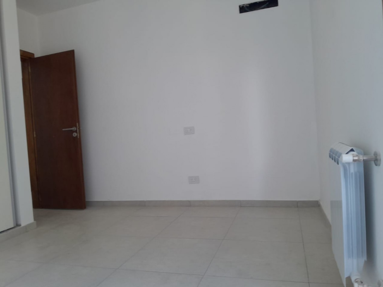 VENDO CASA 3 DORM. ETAPA ECO-VILLA CATALINA. APTO CREDITO!!!