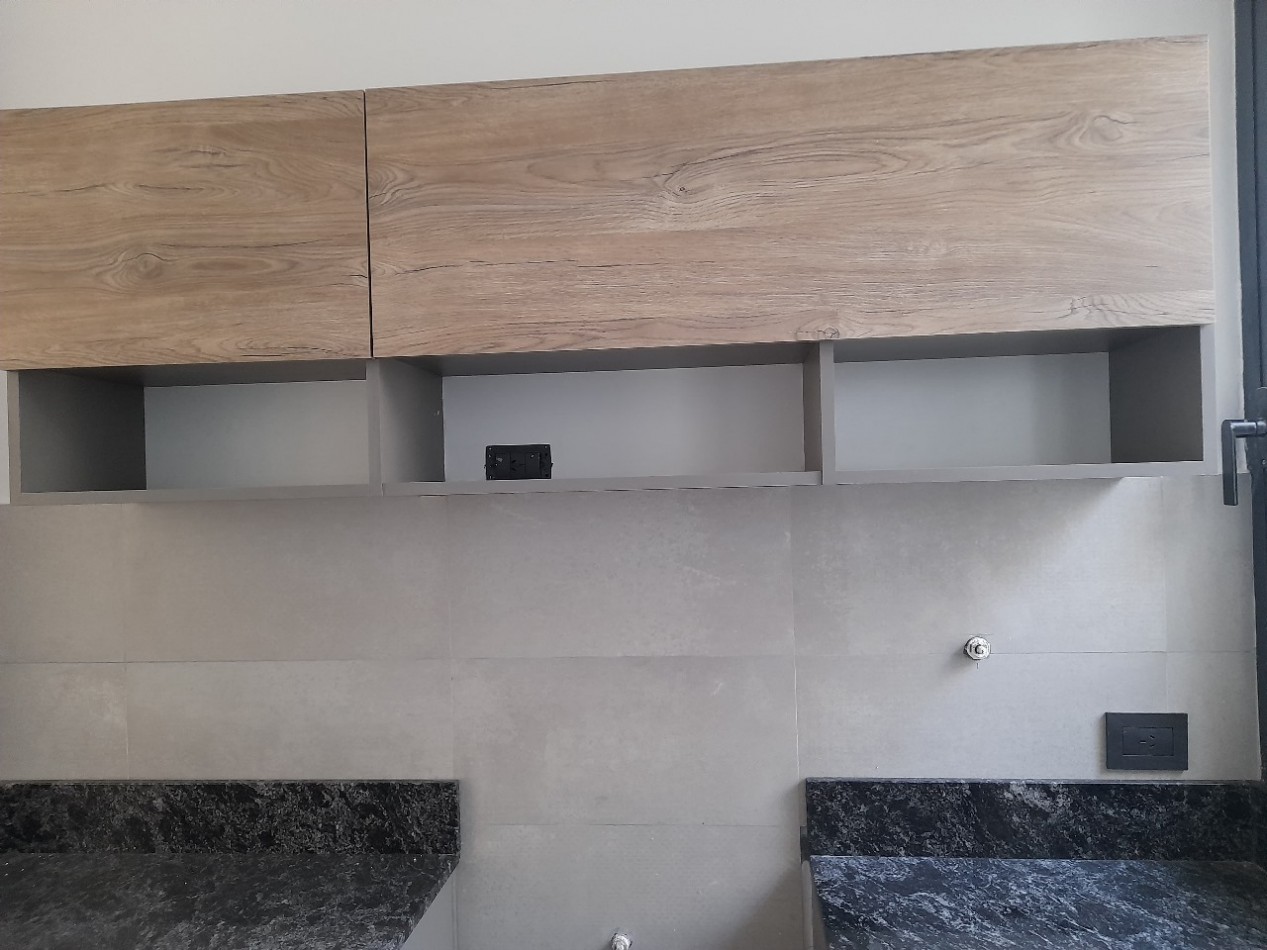 VENDO CASA 3 DORM. VILLA CATALINA. APTO CREDITO!!!