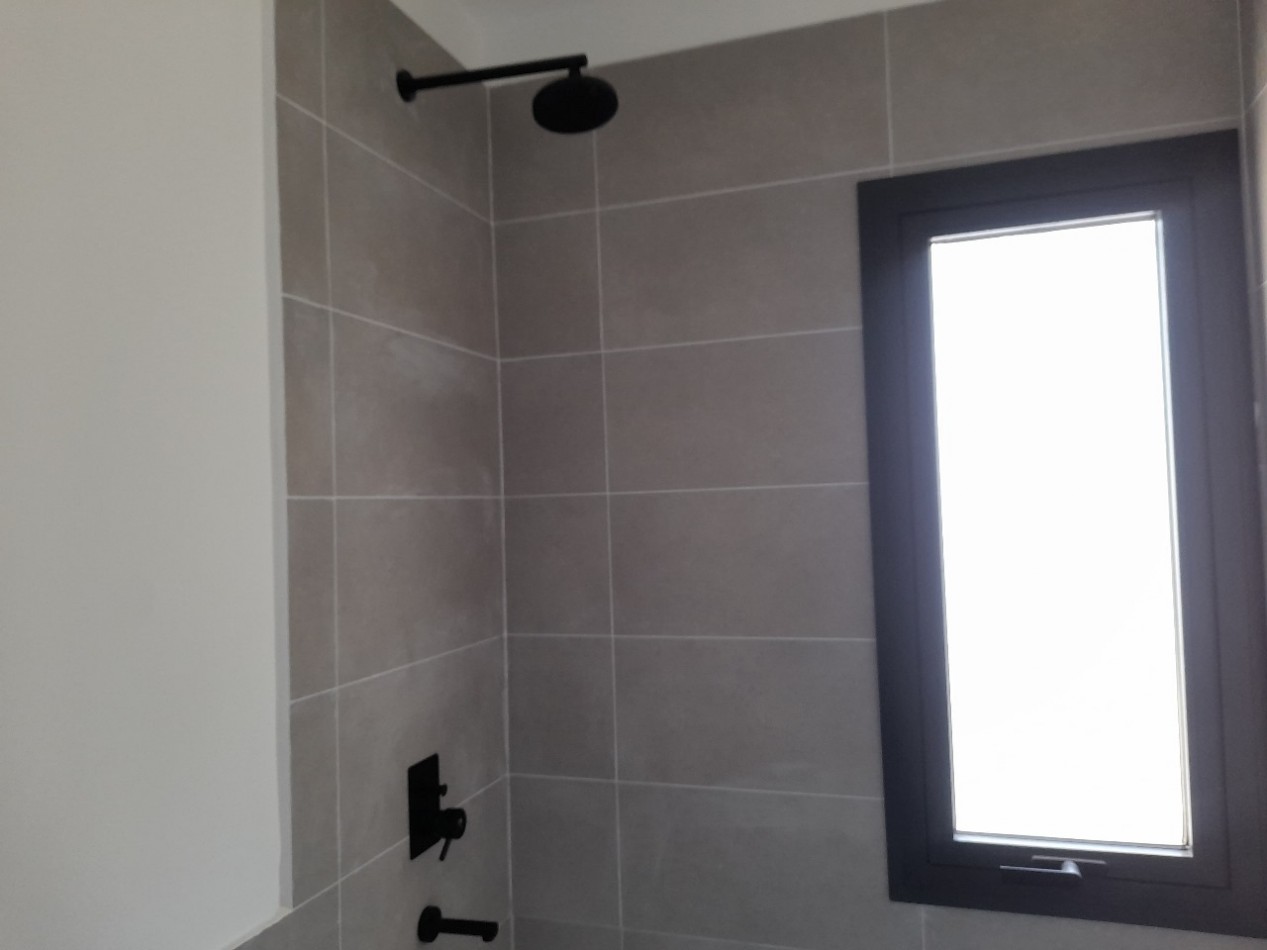 VENDO CASA 3 DORM. VILLA CATALINA. APTO CREDITO!!!