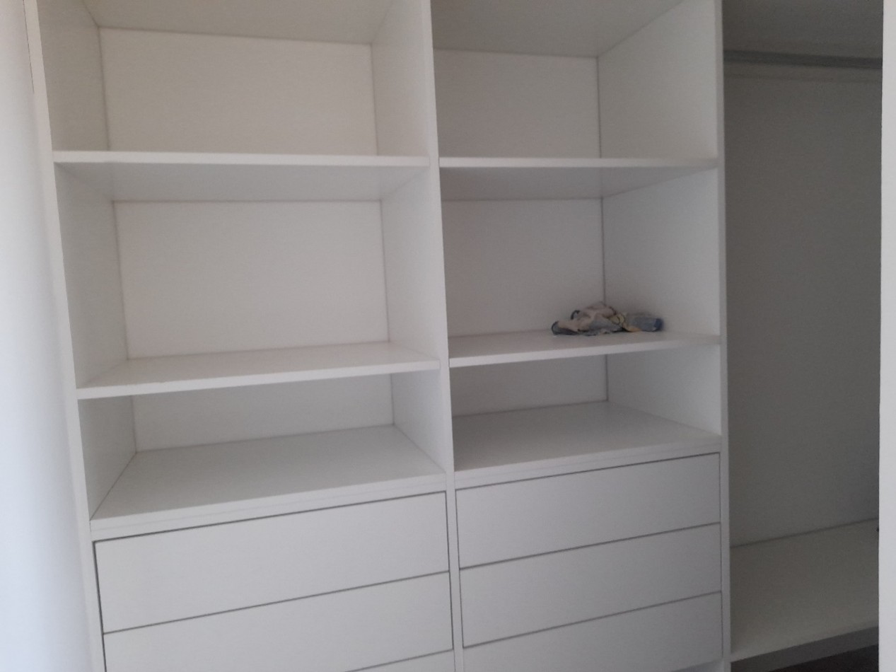 VENDO CASA 3 DORM. VILLA CATALINA. APTO CREDITO!!!
