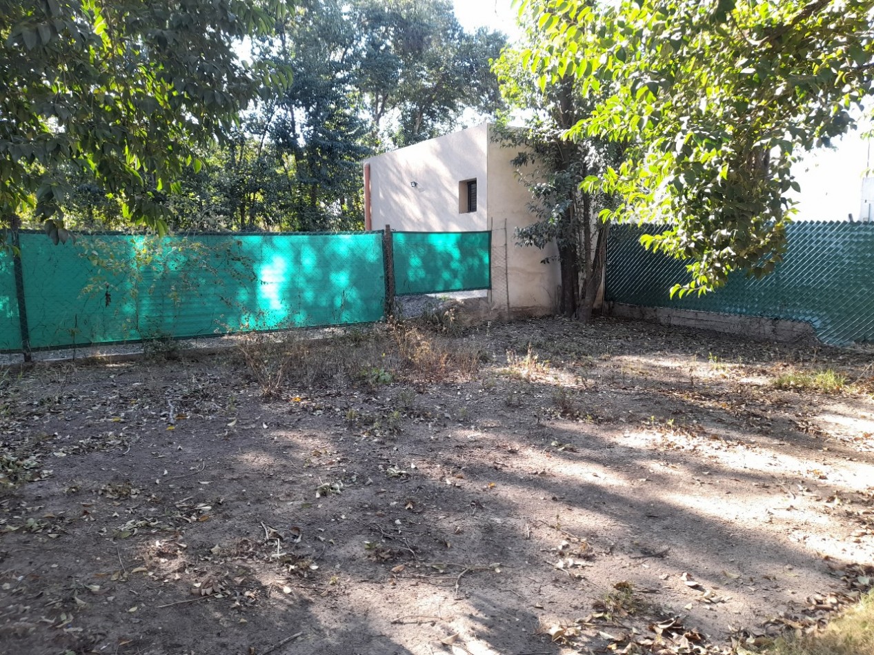 VENDO CASA 3 DORM. VILLA CATALINA. APTO CREDITO!!!