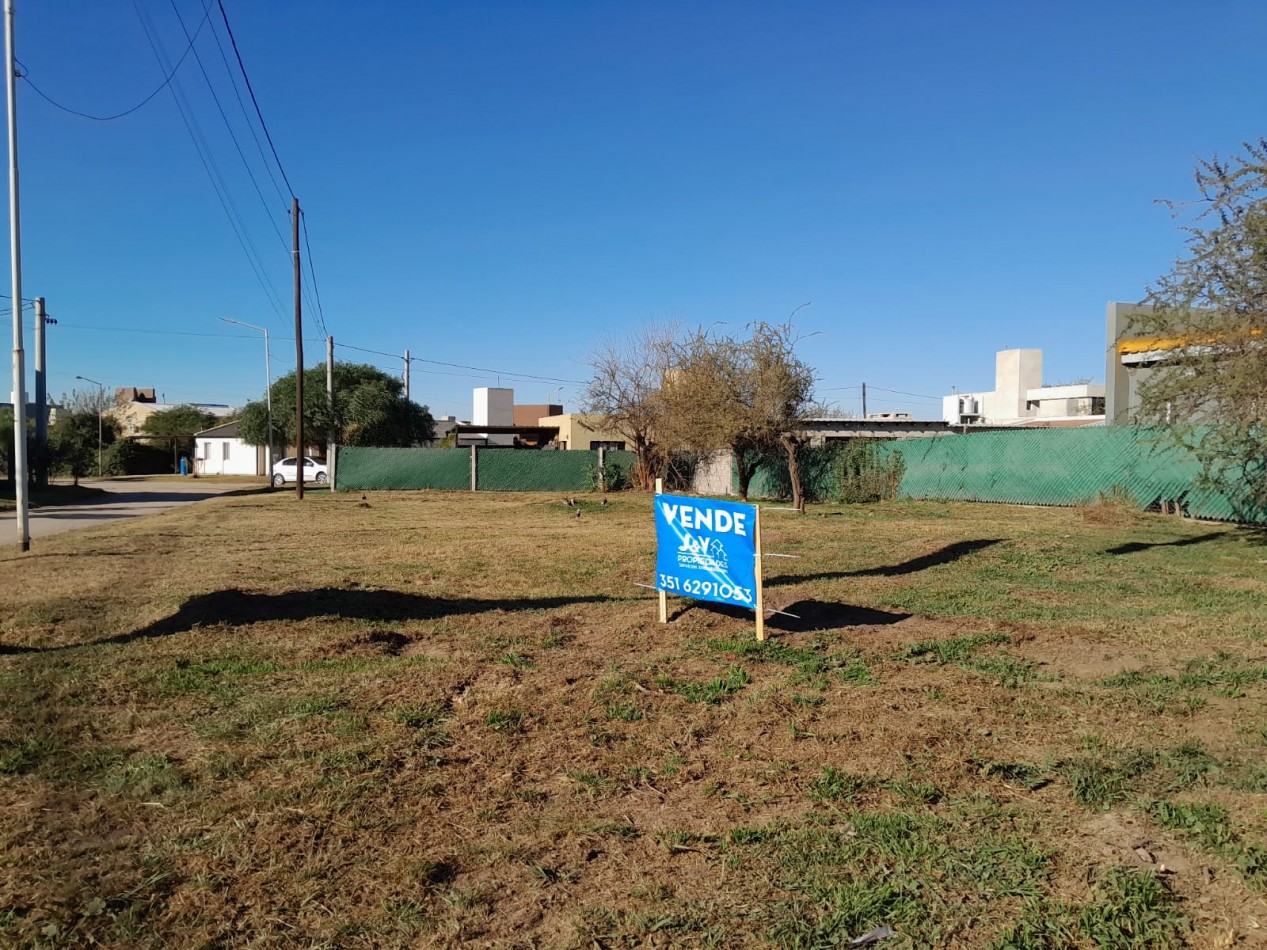 VENDO LOTE ESQUINA 508 M2 VILLA CATALINA. ETAPA LOS ALTOS. OBRA DE GAS PAGADA!!!