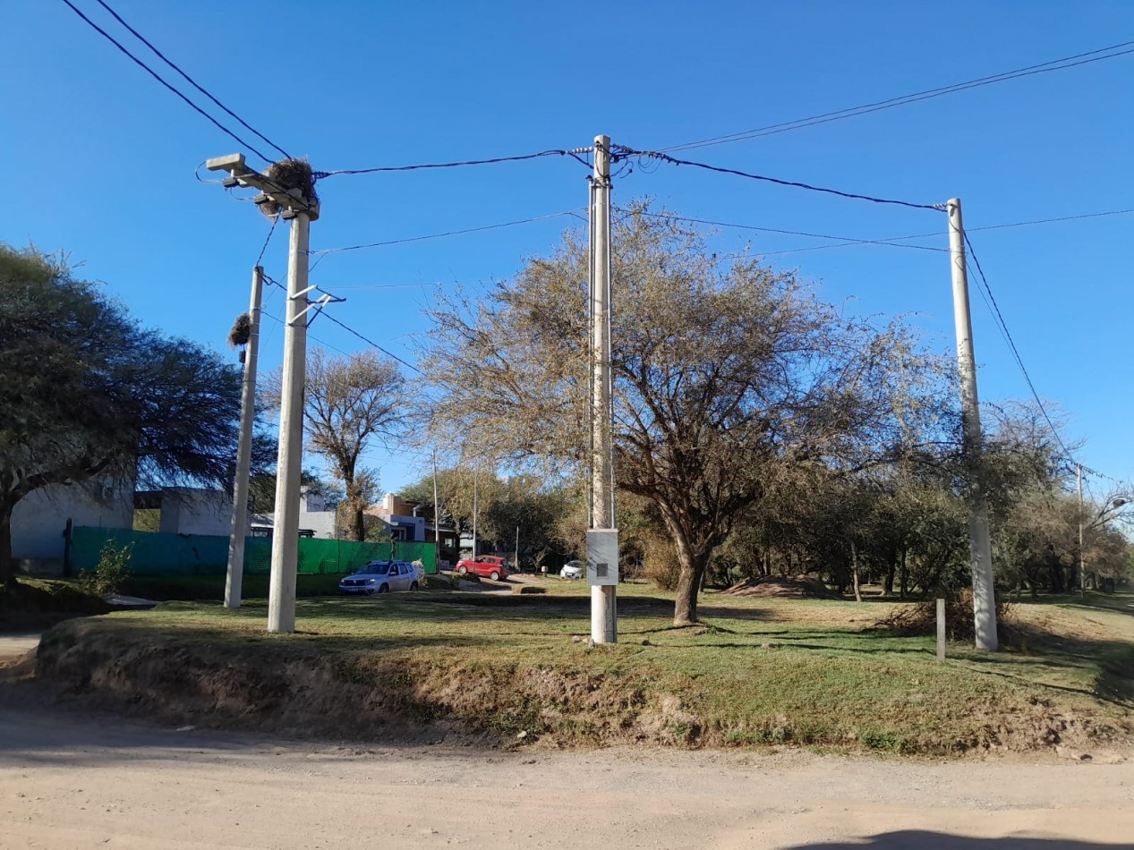 VENDO LOTE ESQUINA 641 M2 VILLA CATALINA. ETAPA LOS BOSQUES. ESCRITURA!!!