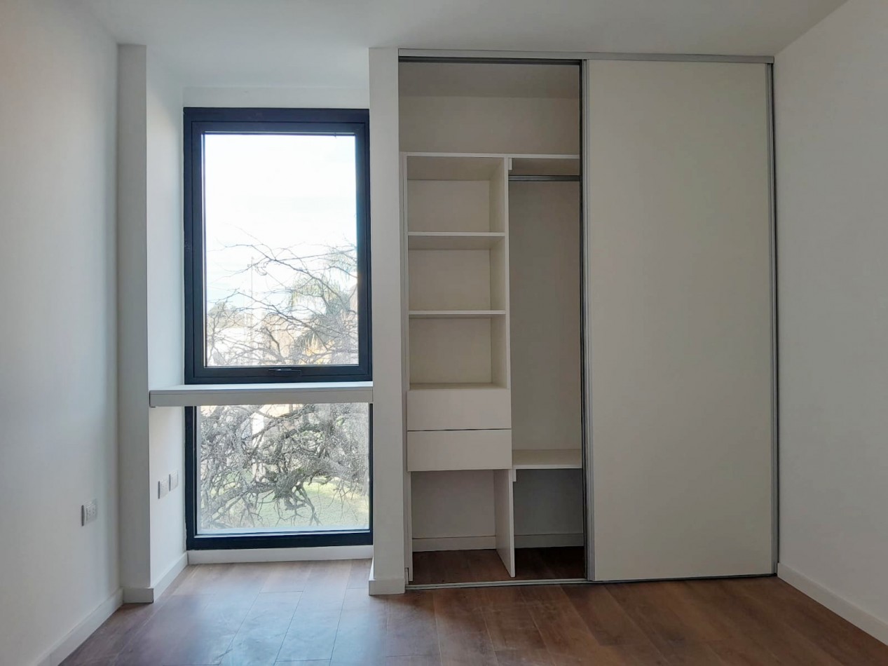 VENDO CASA 3 DORM. VILLA CATALINA. APTO CREDITO!!!
