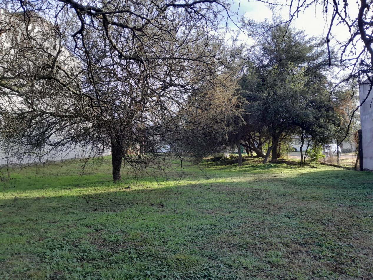 VENDO LOTE 405 M2 ETAPA LOS BOSQUES VILLA CATALINA. ESCRITURA!!!