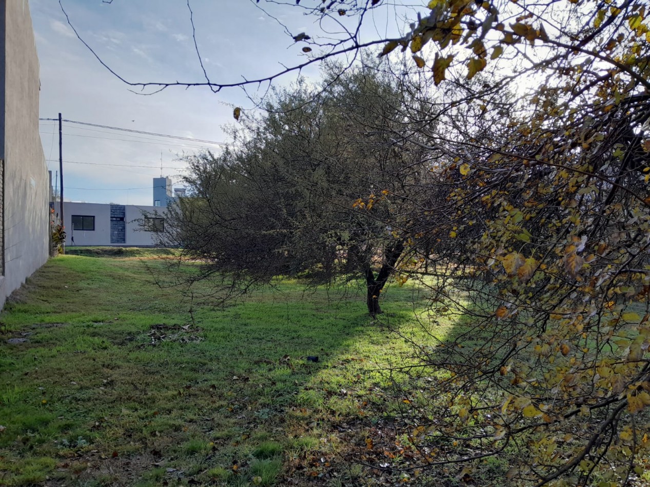 VENDO LOTE 405 M2 ETAPA LOS BOSQUES VILLA CATALINA. ESCRITURA!!!