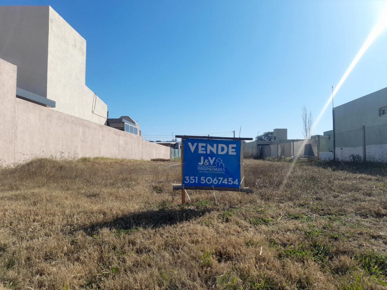 TERRENO EN VENTA  420 M. B° VILLA JUANA-ALTA GRACIA. C/ ESCRITURA. OPORTUNIDAD!