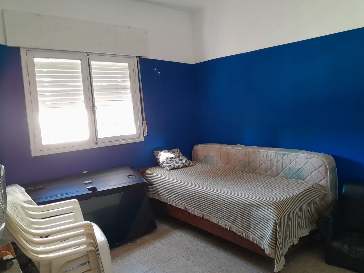 VENDO CASA 3 DORM. B° SARGENTO CABRAL. RECIBO VEHICULOS/MENOR. APTO CREDITO!!!