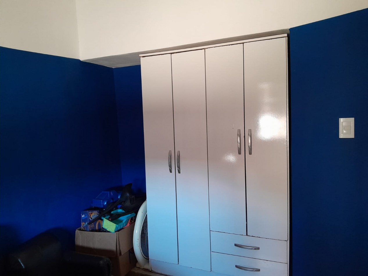 VENDO CASA 3 DORM. B° SARGENTO CABRAL. RECIBO VEHICULOS/MENOR. APTO CREDITO!!!