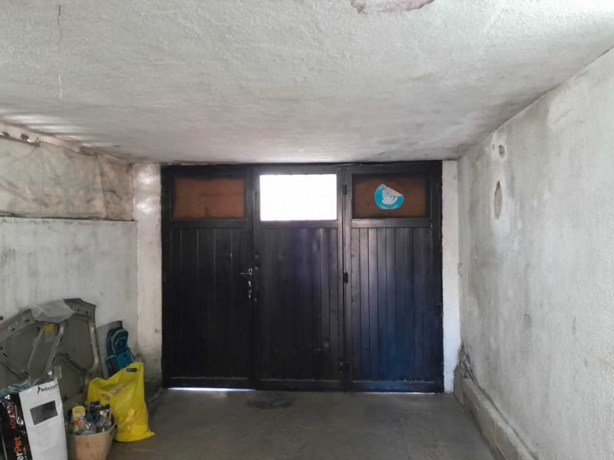 VENDO CASA 3 DORM. B° SARGENTO CABRAL. RECIBO VEHICULOS/MENOR. APTO CREDITO!!!