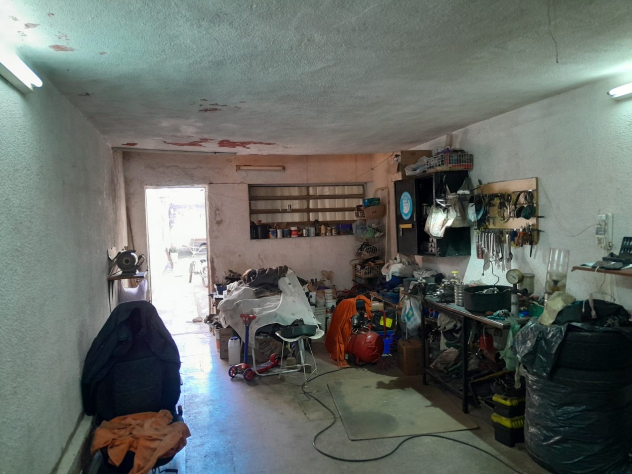 VENDO CASA 3 DORM. B° SARGENTO CABRAL. RECIBO VEHICULOS/MENOR. APTO CREDITO!!!