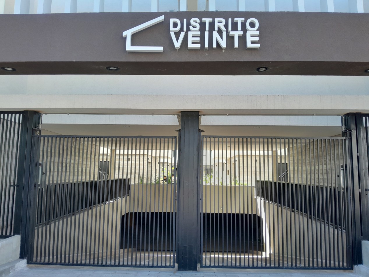 VENTA DE LOCALES COMERCIALES - HOUSING DISTRITO VEINTE