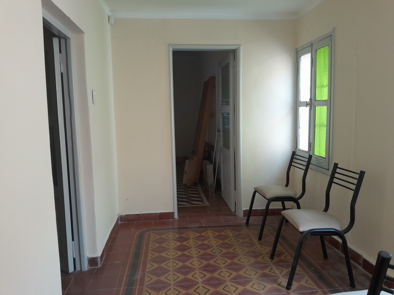 VENDO CASA 3 DORM.+ DEPARTAMENTO. B° TALLERES SUD