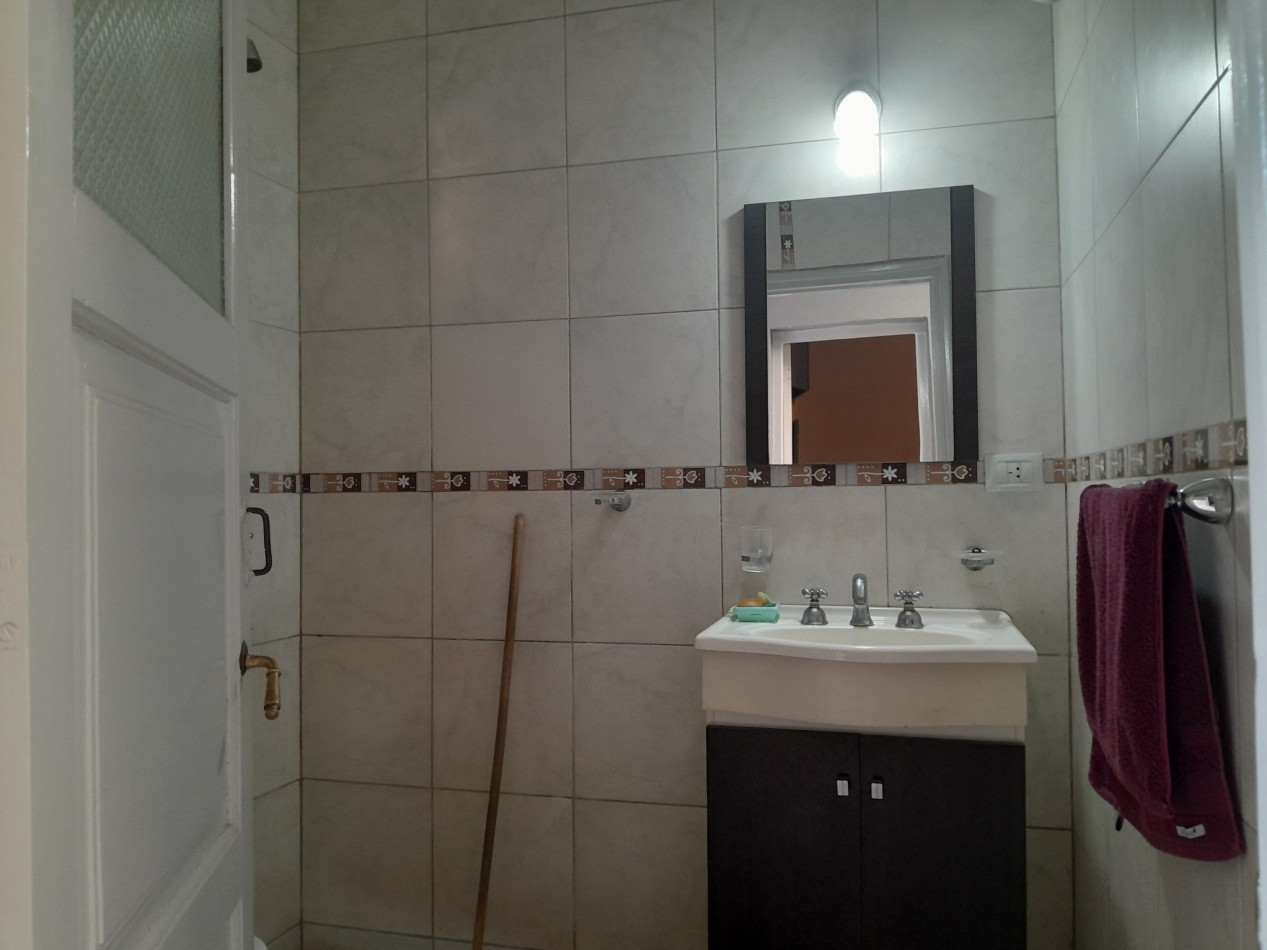 VENDO CASA 3 DORM.+ DEPARTAMENTO. B° TALLERES SUD