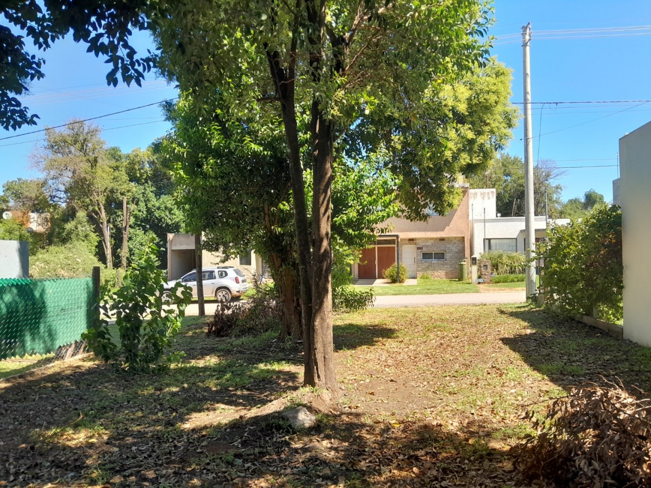 VENDO LOTE 300 m² - VILLA CATALINA. Etapa Eco Catalina. Escritura