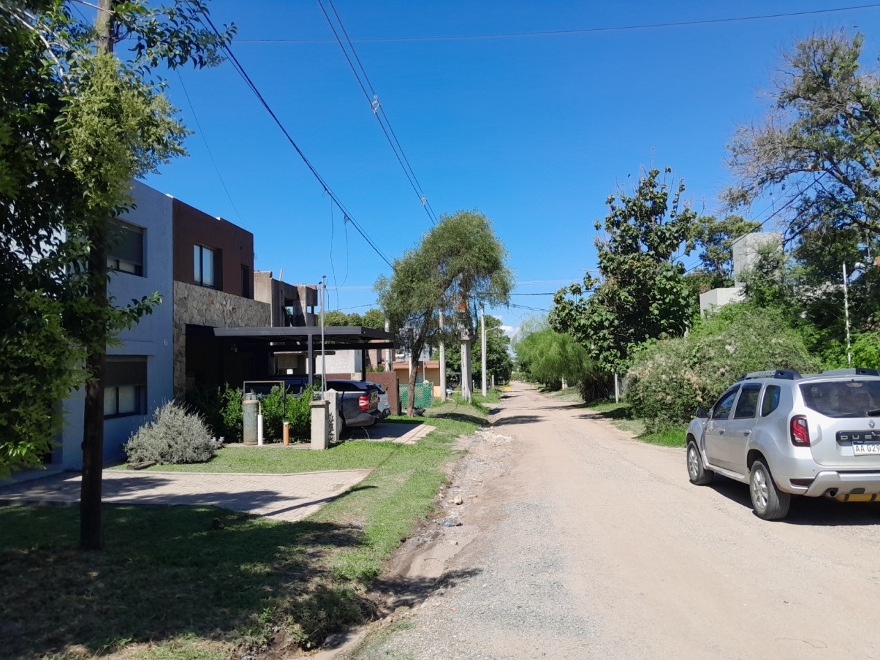 VENDO LOTE 300 m² - VILLA CATALINA. Etapa Eco Catalina. Escritura