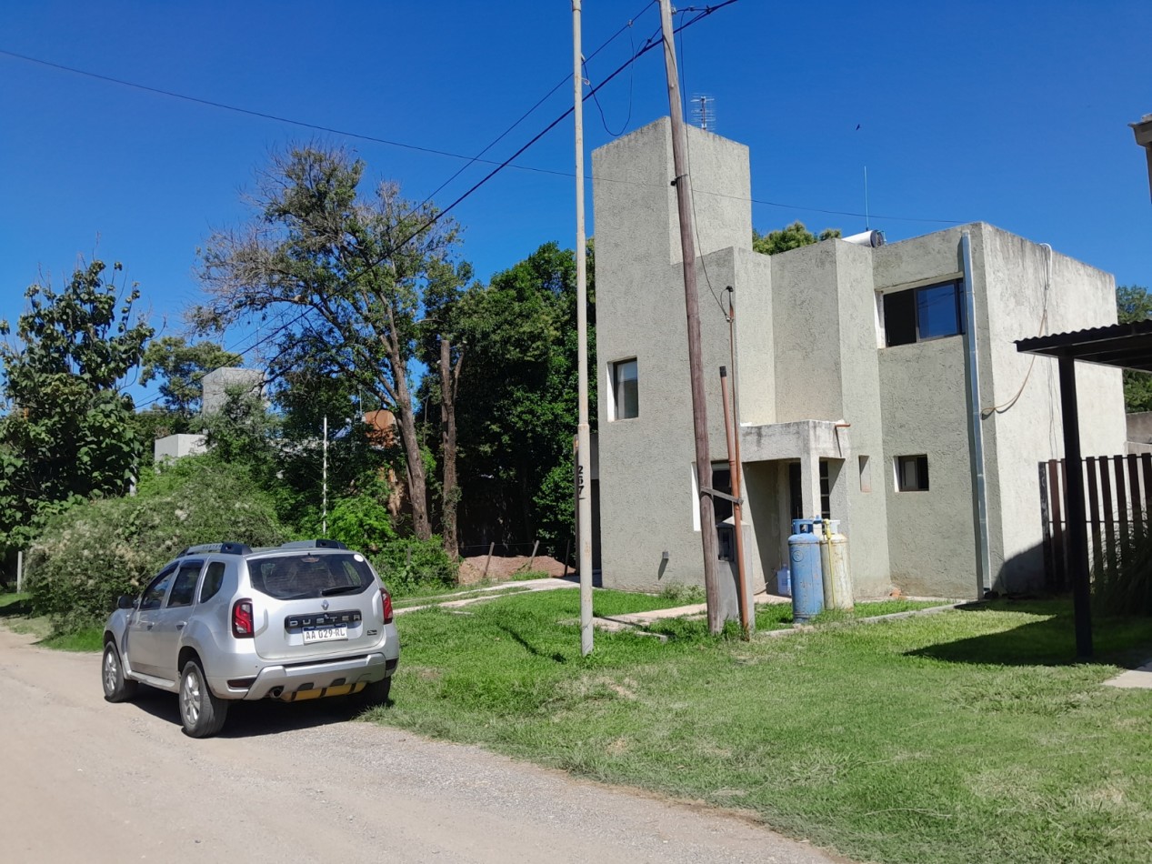 VENDO LOTE 300 m² - VILLA CATALINA. Etapa Eco Catalina. Escritura