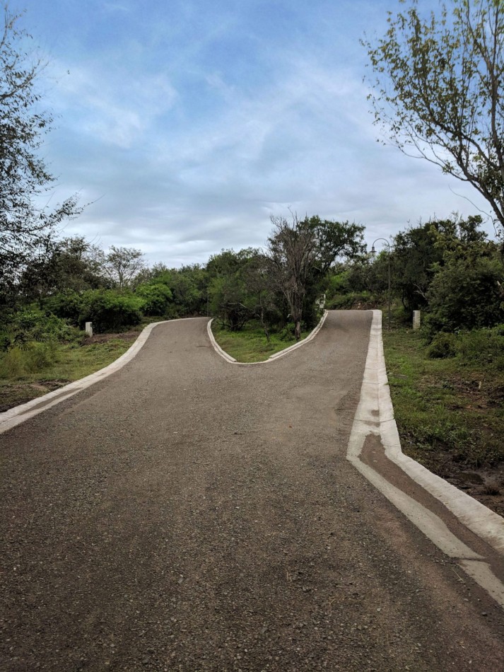 VENDO LOTE 477 m² - B° LOMA DEL CIGARRAL - LISTO PARA ESCRITURAR