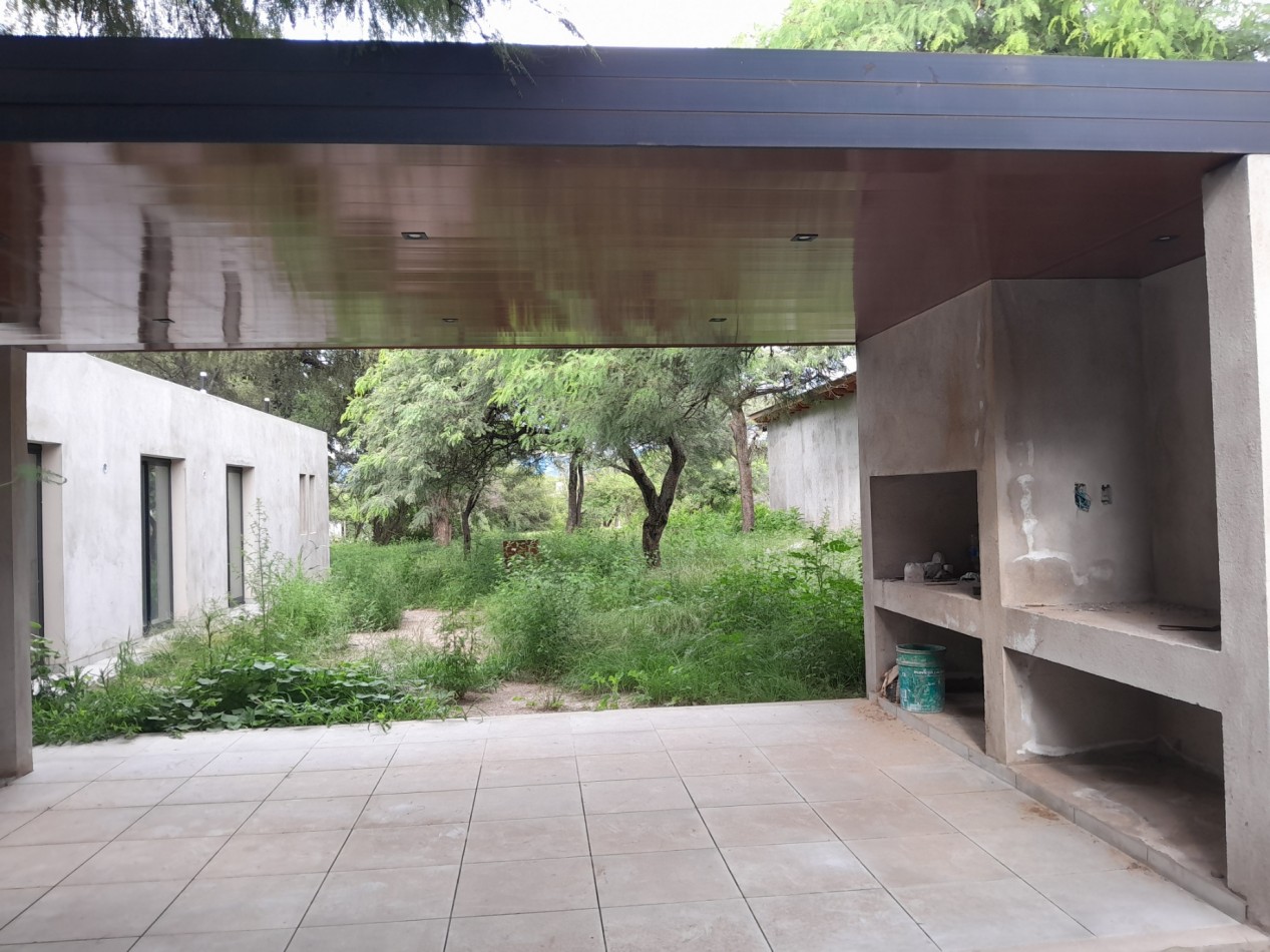 Casa 3 Dormitorios a Estrenar - Excelente Calidad - Villa Catalina