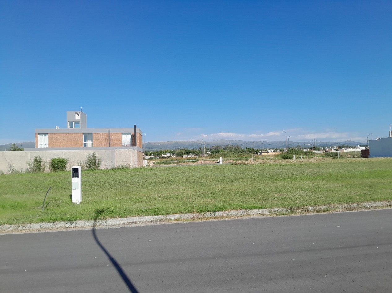 VENTA | LOTE 360 m² (15 x 24) - B° Tres Gracias, 2° Etapa