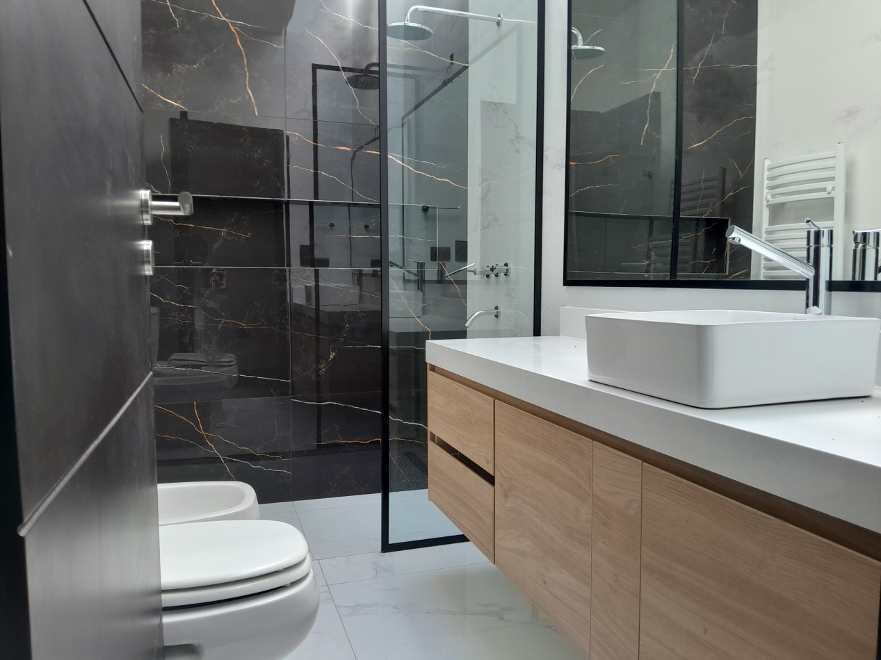 VENDO HERMOSA CASA DE 2 DORM. A ESTRENAR EN LAS CAÑITAS.