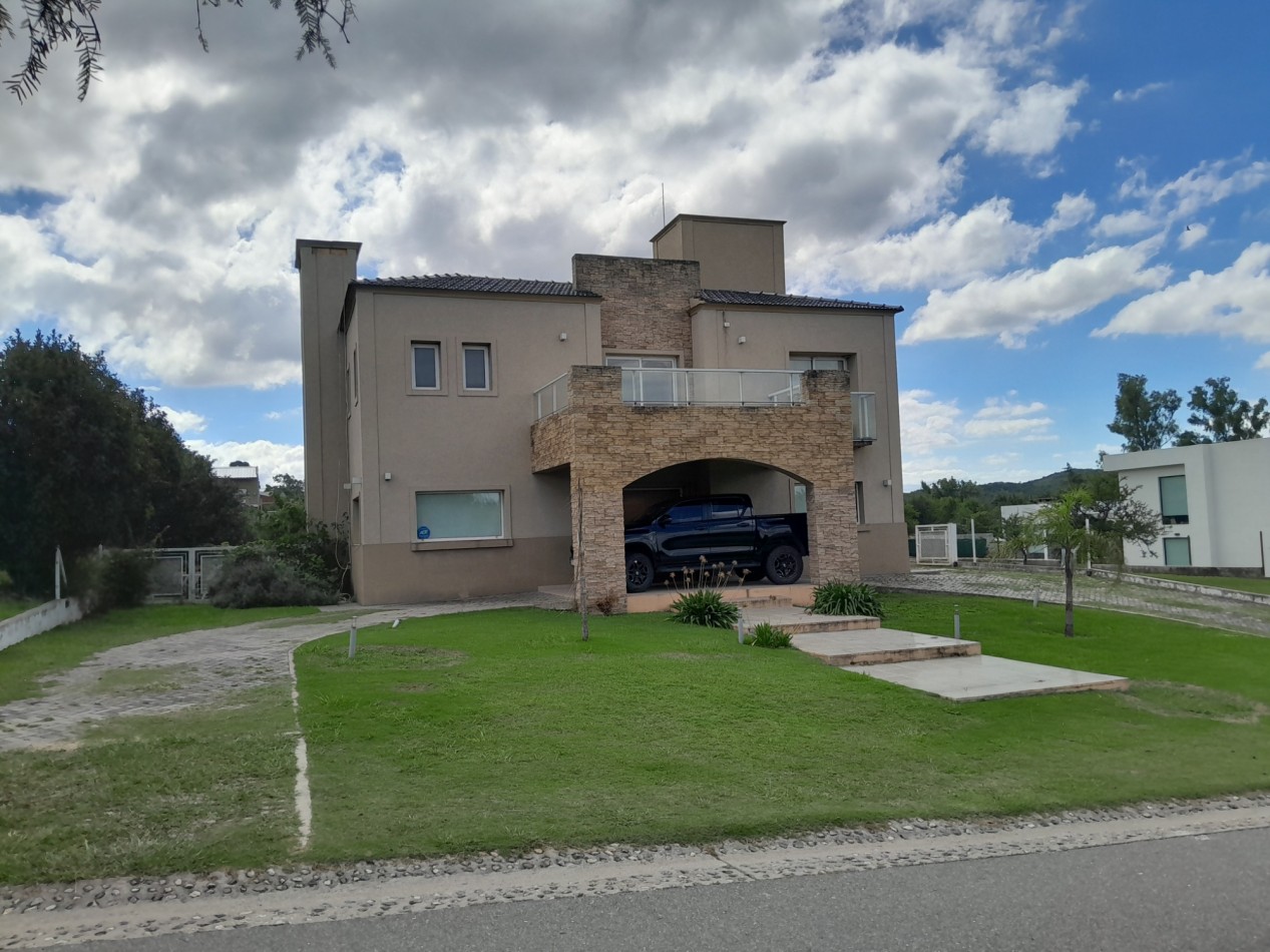 VENDO LOTE 1.243 M2 COUNTRY LA ARBOLADA. LOTE CENTRAL - ZONA ALTA!