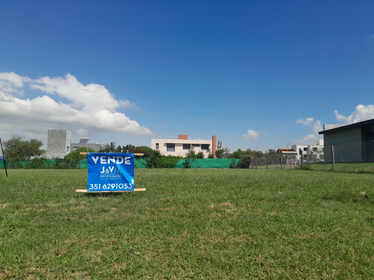 VENDO LOTE CENTRAL 1.000 M2 B° LA CERCANIA, MENDIOLAZA