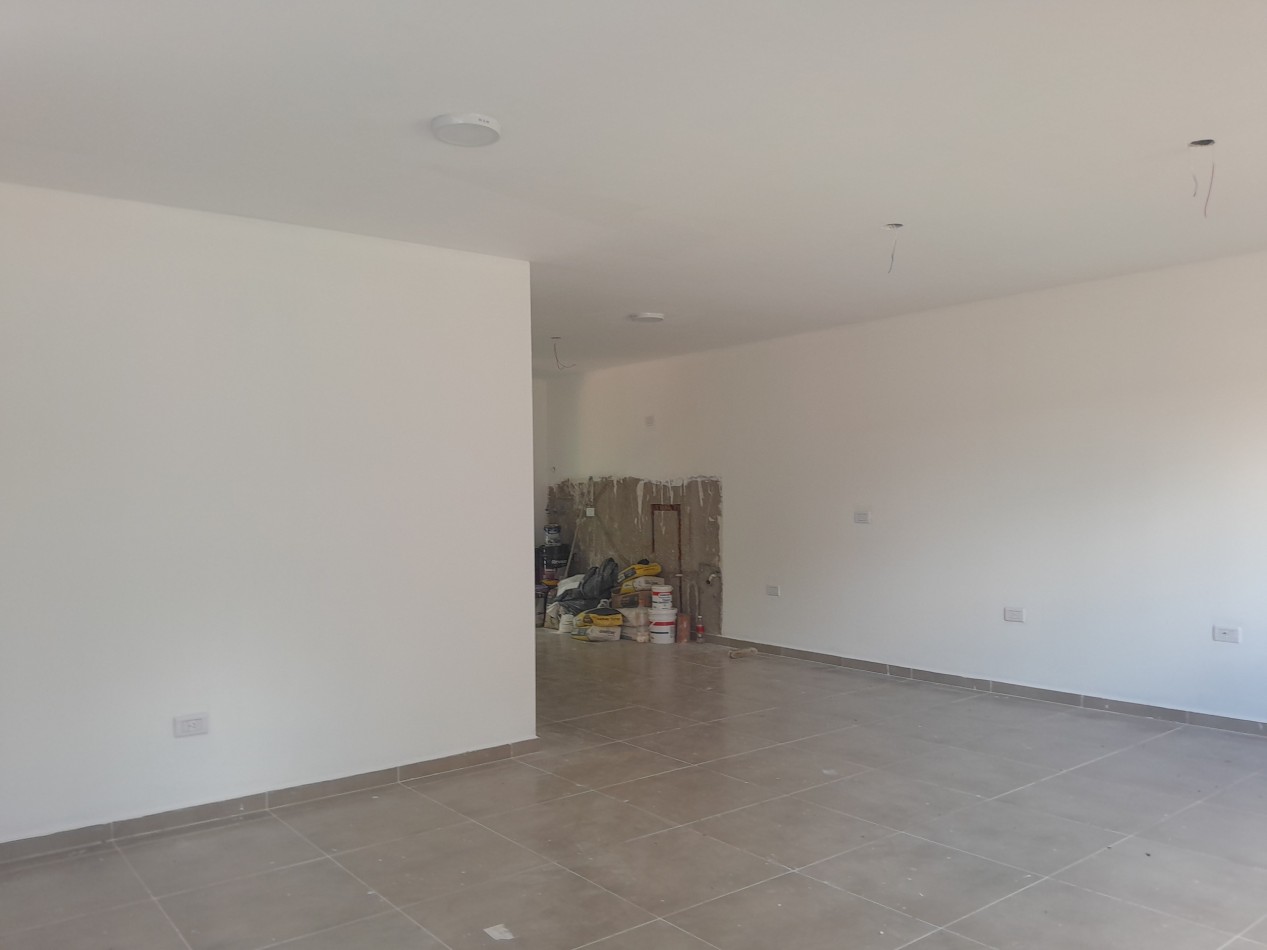 VENDO CASA 2 DORM. B° VILLA CATALINA. ETAPA ECO. A ESTRENAR.