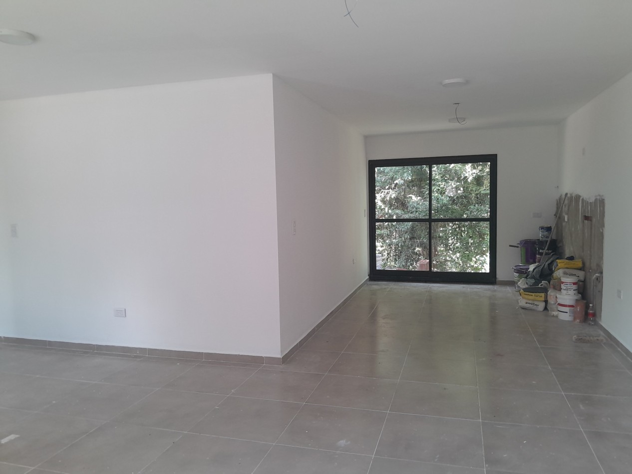 VENDO CASA 2 DORM. B° VILLA CATALINA. ETAPA ECO. A ESTRENAR.