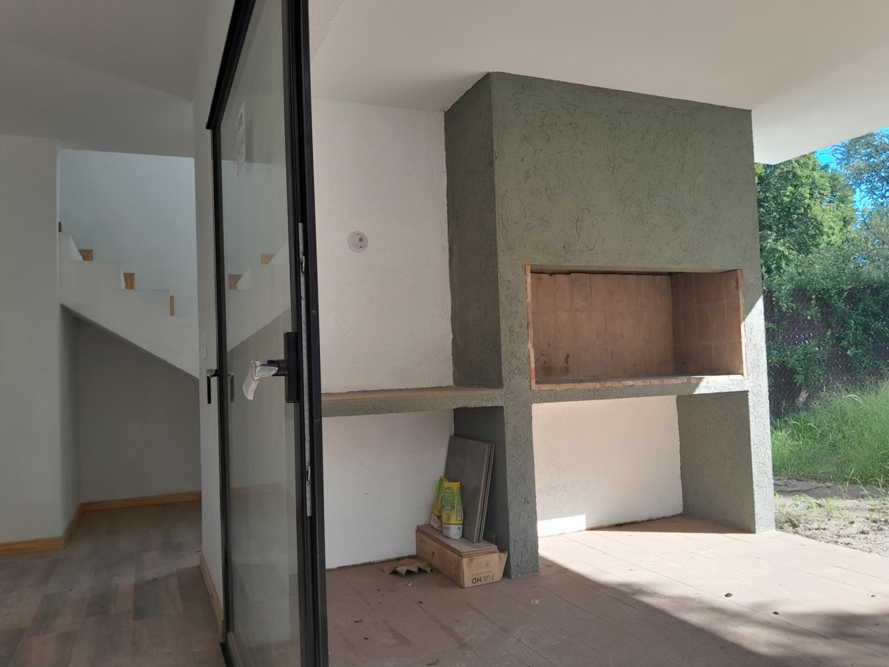 CASA A ESTRENAR DE 3 DORMITORIOS - VILLA CATALINA - ETAPA CAMPOS VERDES