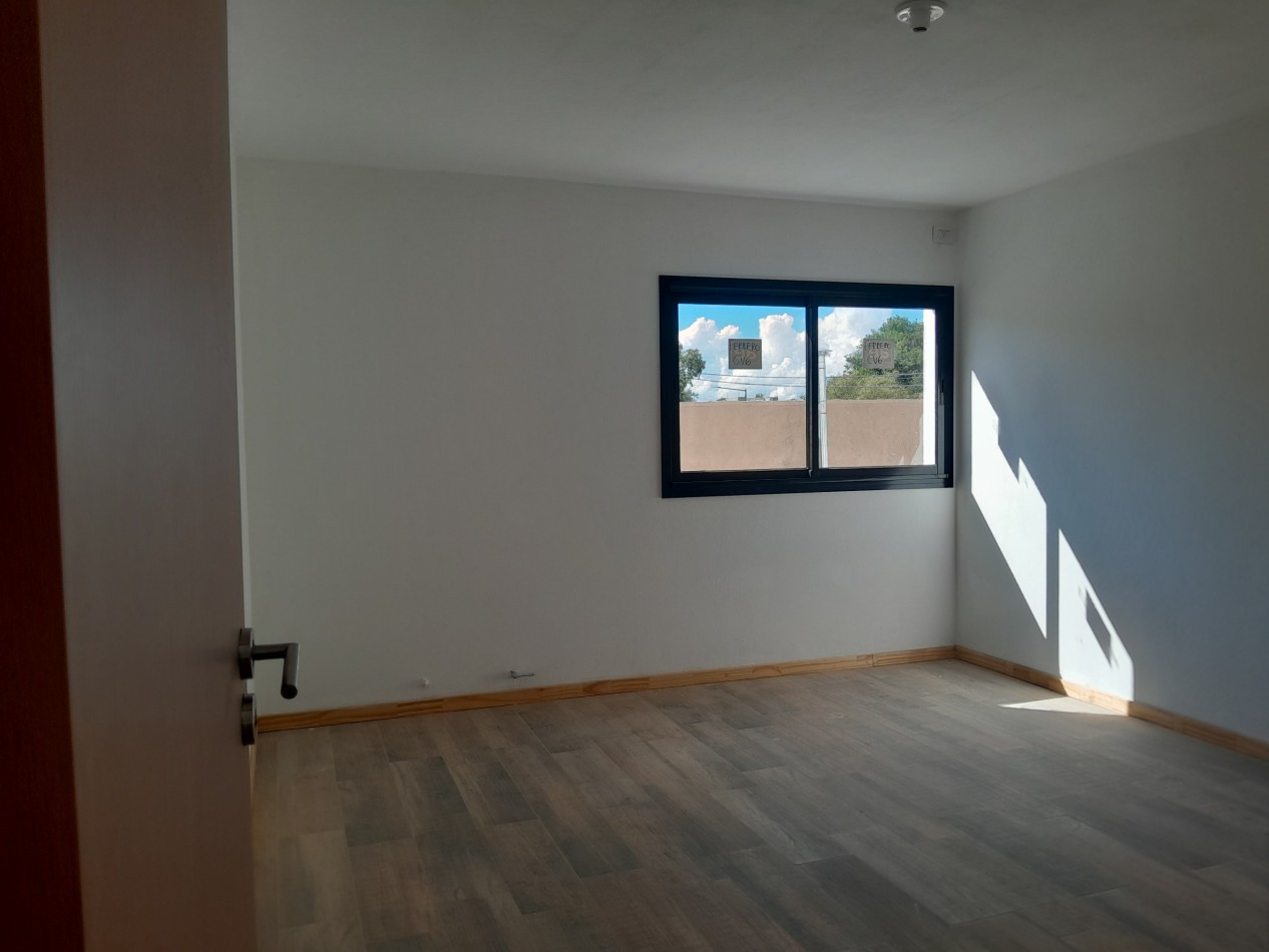 CASA A ESTRENAR DE 3 DORMITORIOS - VILLA CATALINA - ETAPA CAMPOS VERDES