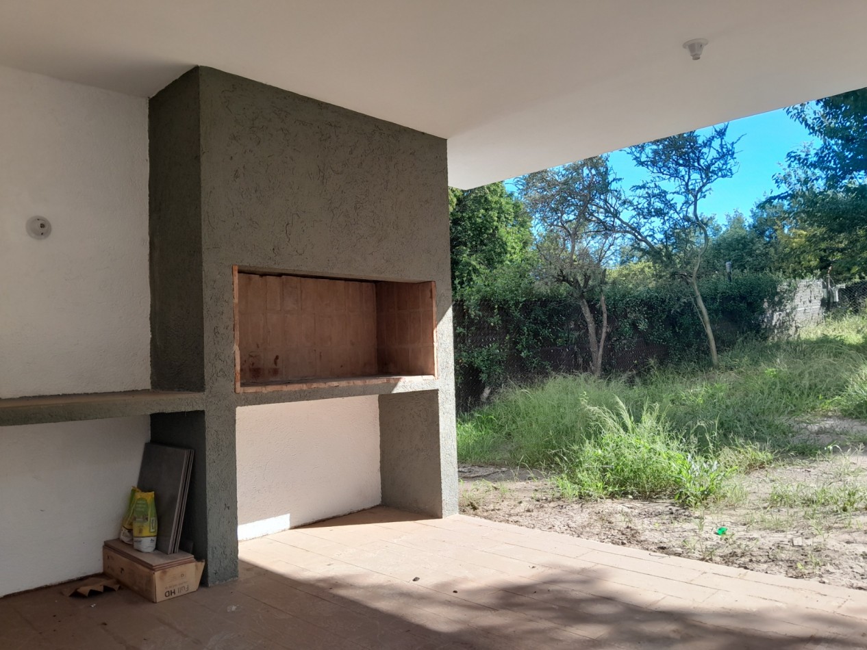 CASA A ESTRENAR DE 3 DORMITORIOS - VILLA CATALINA - ETAPA CAMPOS VERDES